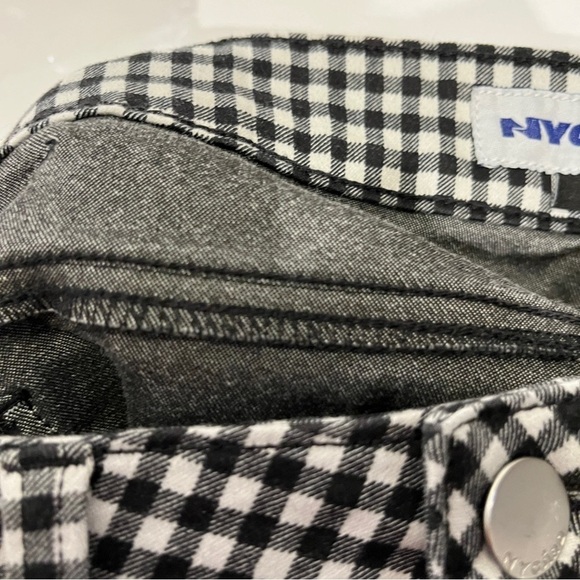 Peter nygard Straight legged white and black checkered button up pants - Picture 8 of 12